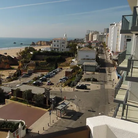 Apartment Coral Da Rocha 3 *